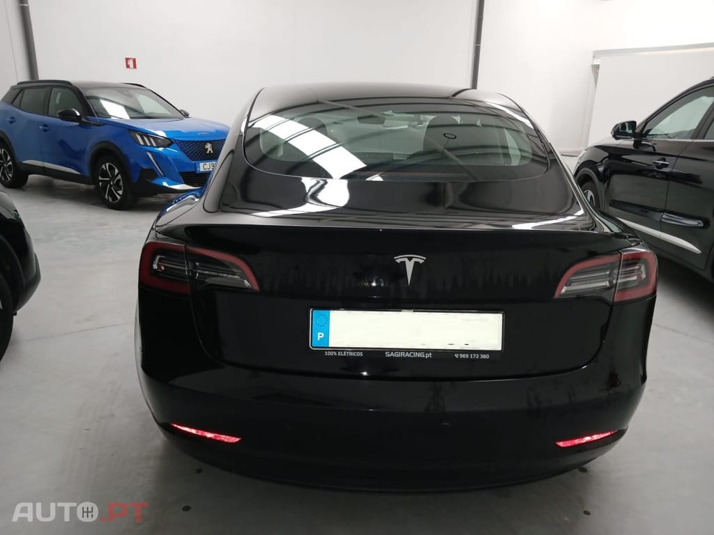 Tesla Model 3 Standard RWD