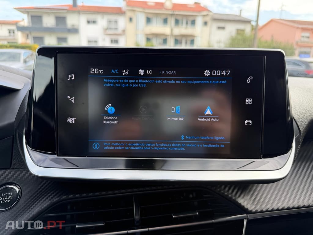 Peugeot 2008 1.5 BlueHDi Allure EAT8