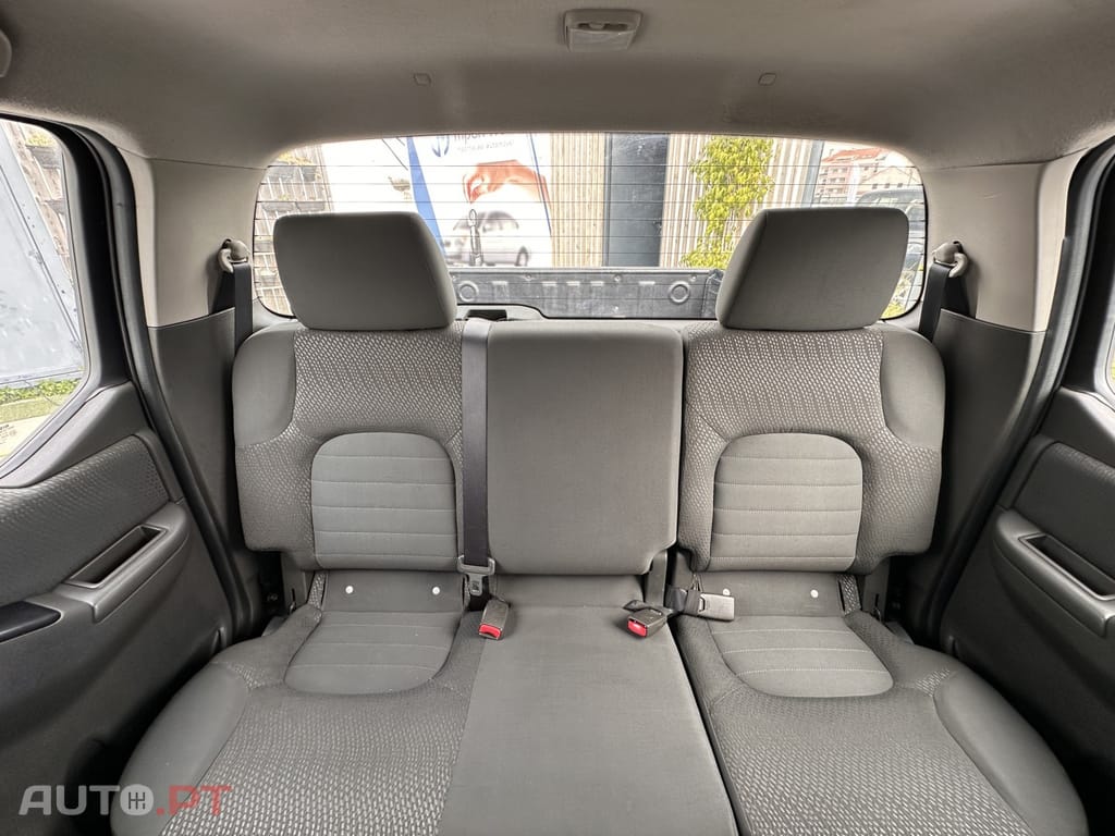 Nissan Navara 2.5 dCi 4WD (D40TT, D40T, D40M, D40BB)