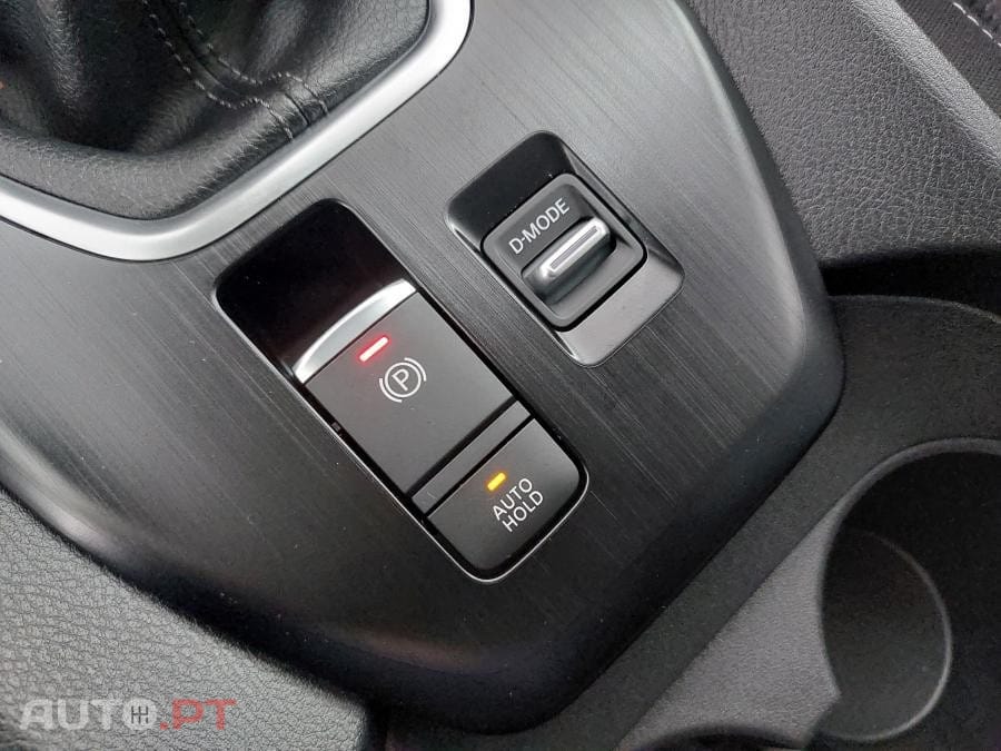 Nissan Qashqai 1.3 DIG-T N-Connecta 