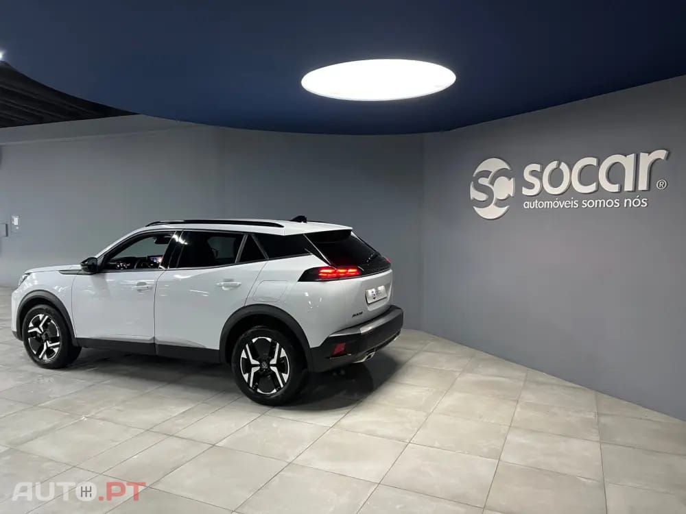Peugeot 2008 1.2 Hybrid Allure e-DCS6