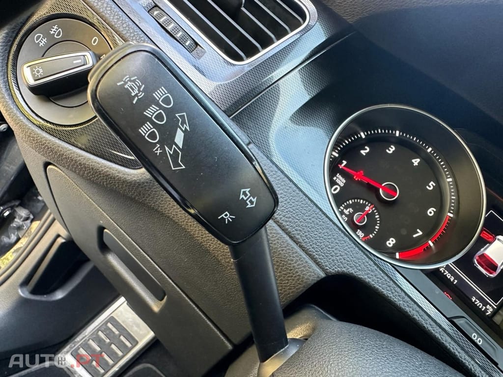 Volkswagen Golf 2.0 TSi GTi DSG Performance