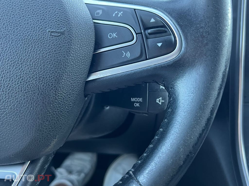 Renault Scénic 1.6 dCi Confort 7 LUGARES