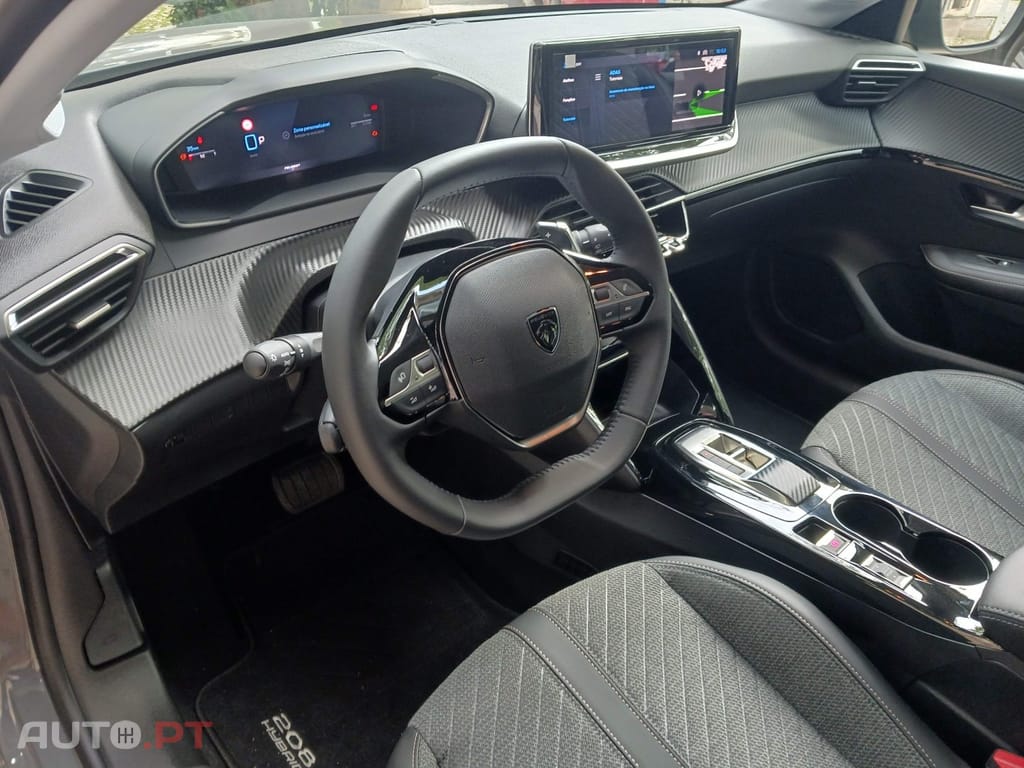 Peugeot 208 1.2 Hybrid Allure e-DCS6