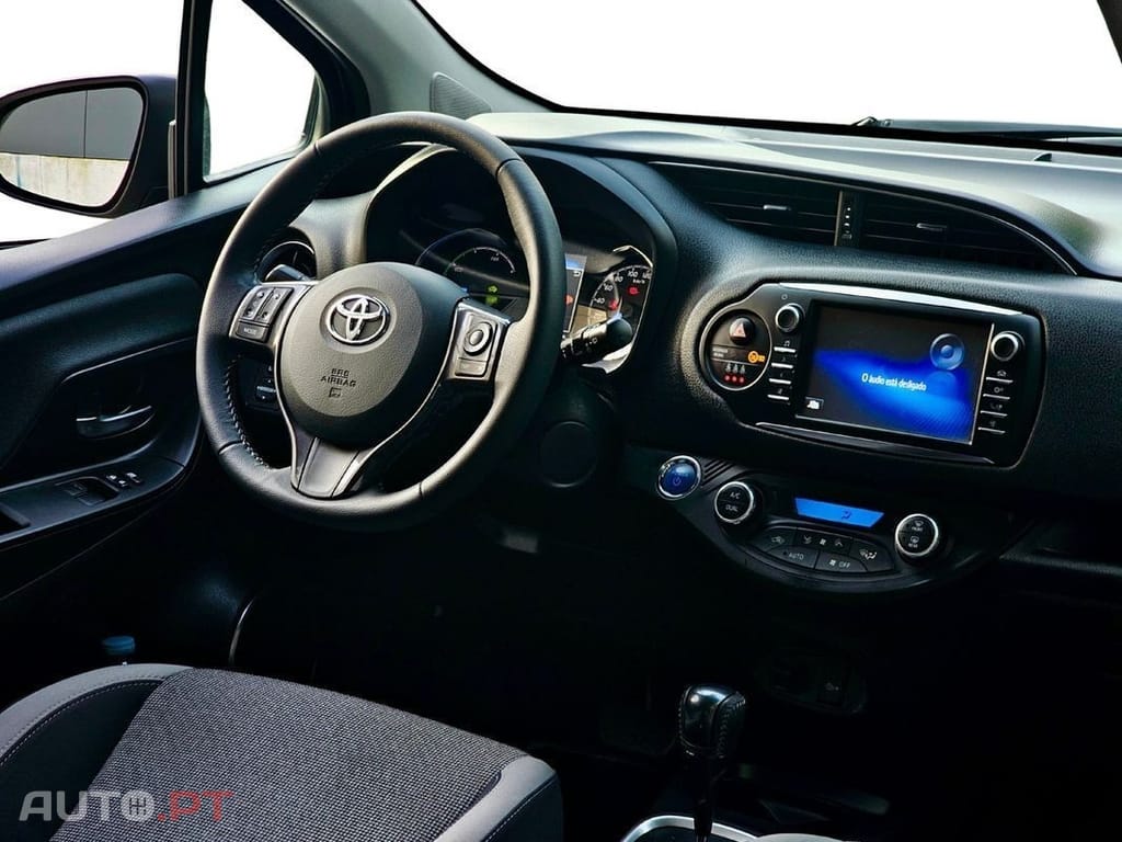 Toyota Yaris 1.5 HSD Comfort