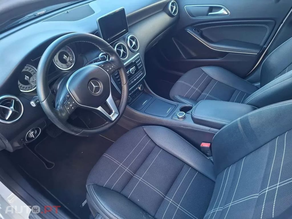 Mercedes-Benz A 200  Cdi 4matic 7g  Dct Streetstyle
