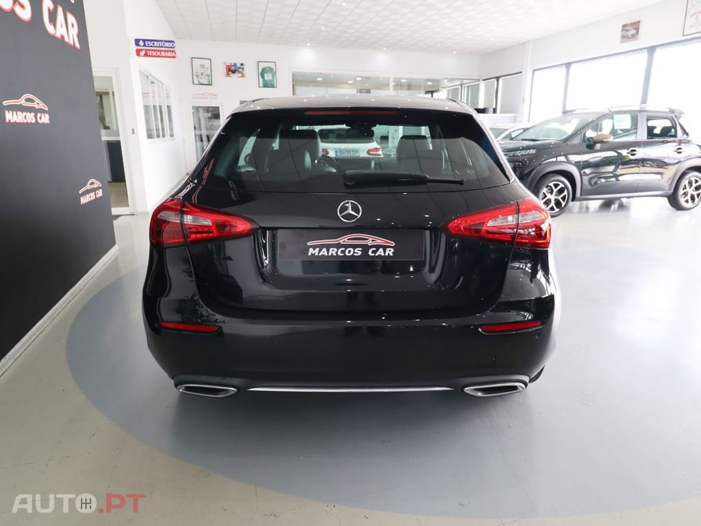 Mercedes-Benz A 180 d 7G-DCT Progressive