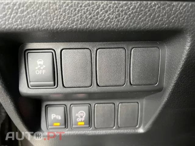 Nissan Qashqai 1.5 dCi Tekna Premium 17