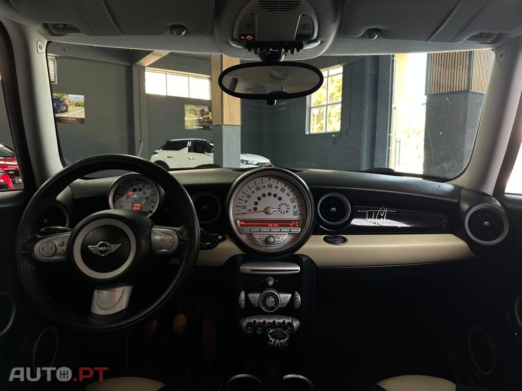 MINI Cooper Cooper