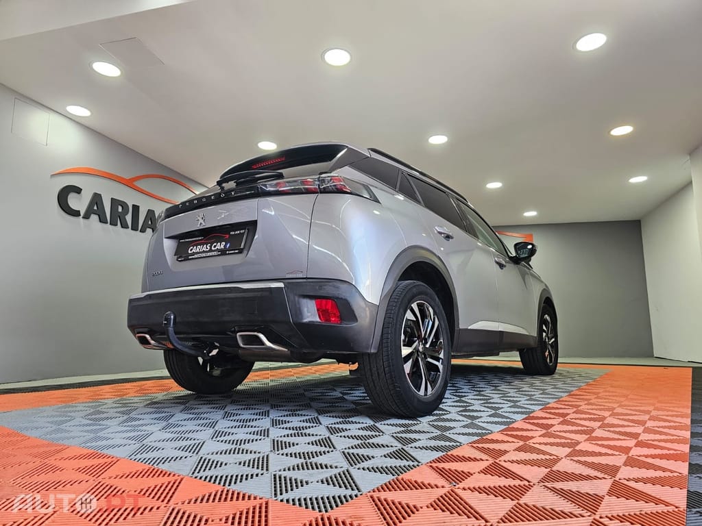 Peugeot 2008 1.2 PureTech Allure