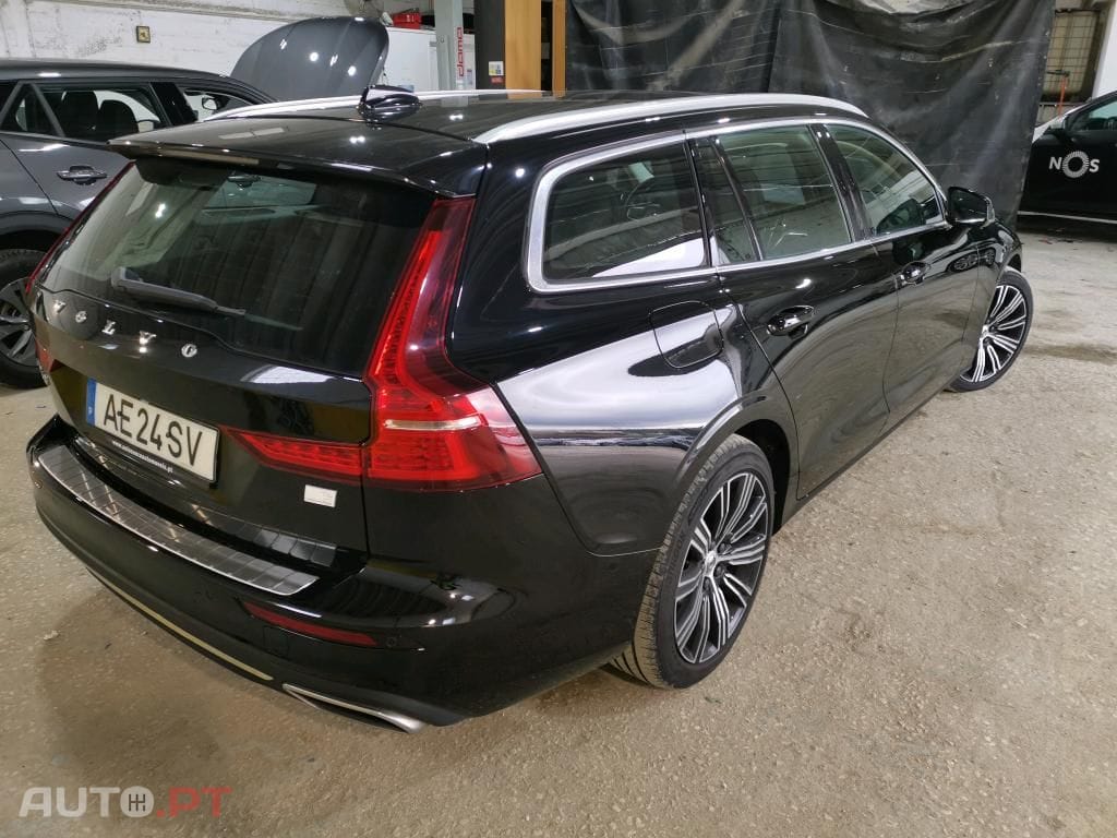 Volvo V60 2.0 T6 AWD TE Inscription Expression