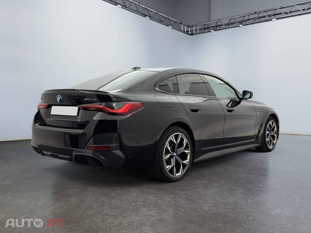 BMW i4 eDrive35 Desportiva M