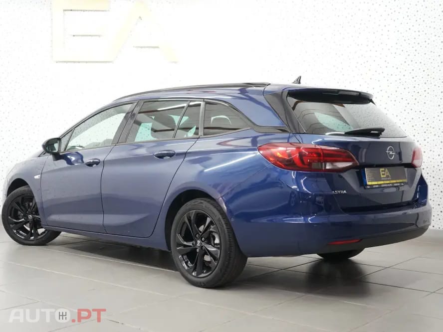 Opel Astra Sports Tourer 1.2 T Edition