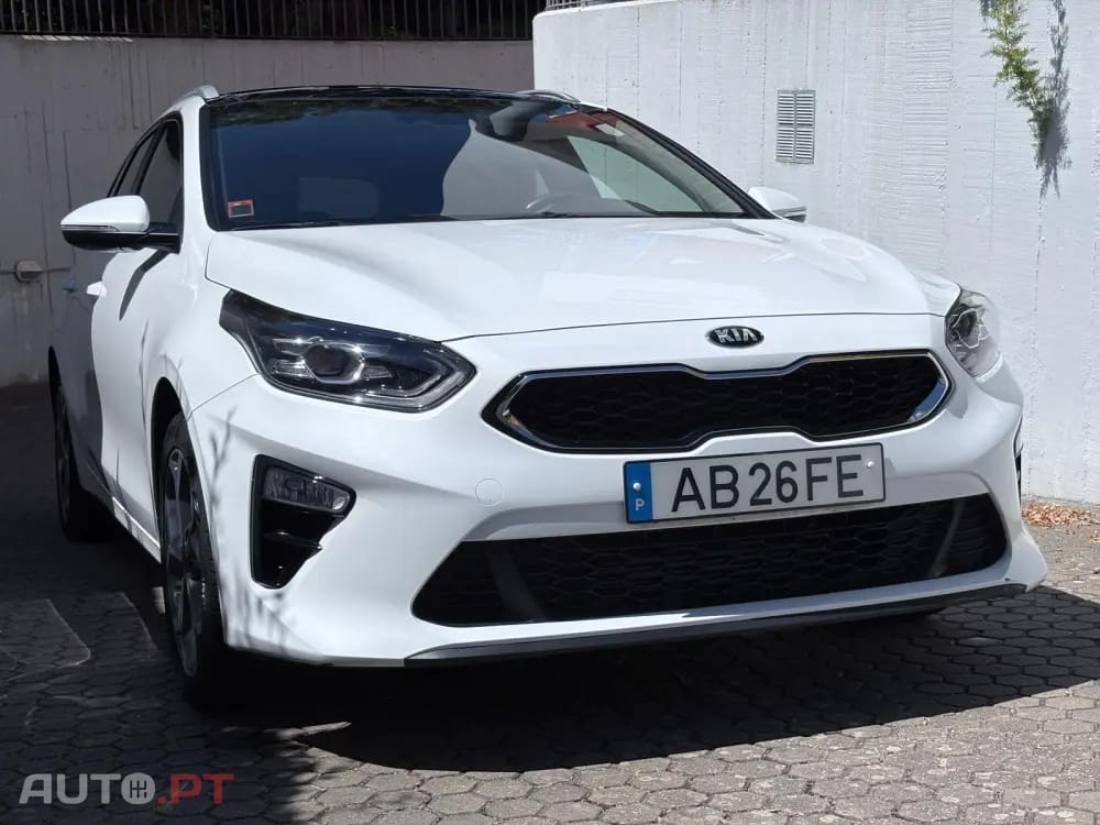 Kia Ceed SW 1.4 T-GDI Drive+SRF 7DCT