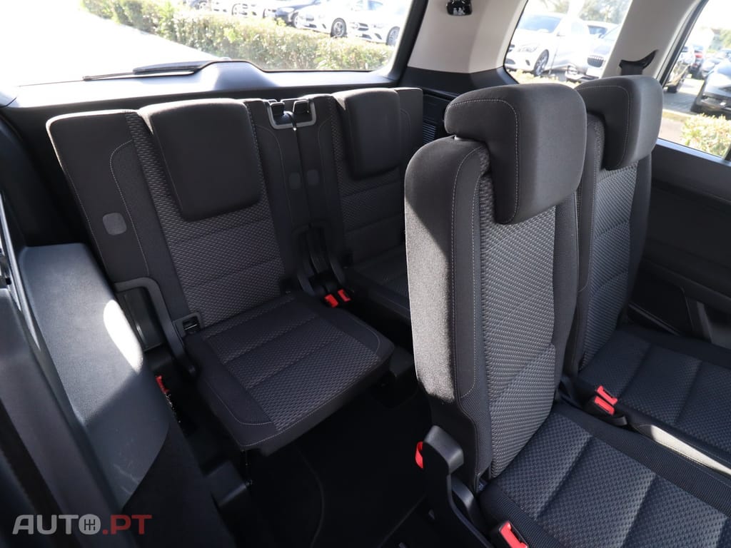 Volkswagen Touran R Line DSG