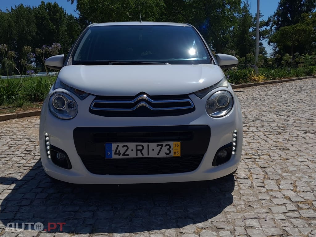 Citroen C1 1.2 VTi Shine