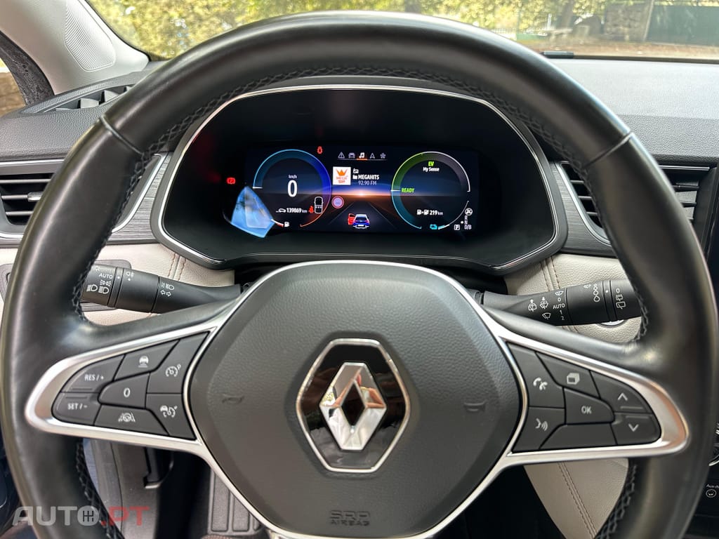 Renault Captur 1.6 E-Tech Initiale Paris