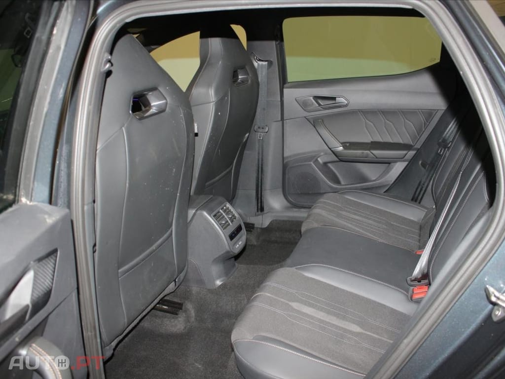 Seat Leon 1.5 eTSi V DSG7