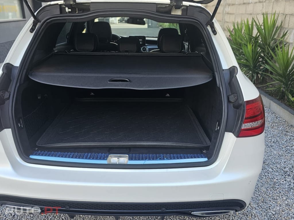 Mercedes-Benz C 250 (BlueTEC) d Station 7G-TRONIC AMG Line
