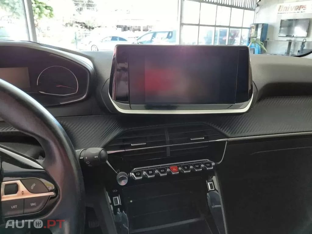 Peugeot 208 1.2 PureTech SE Style