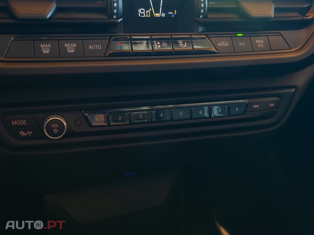 BMW 116 d Linha Sport Auto