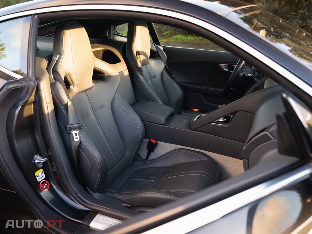 Jaguar F-Type 3.0 V6 S/C Auto