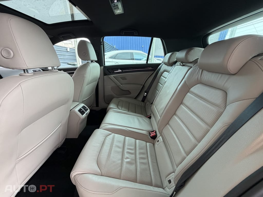 Volkswagen Golf 1.5 TSI ACT OPF DSG Highline