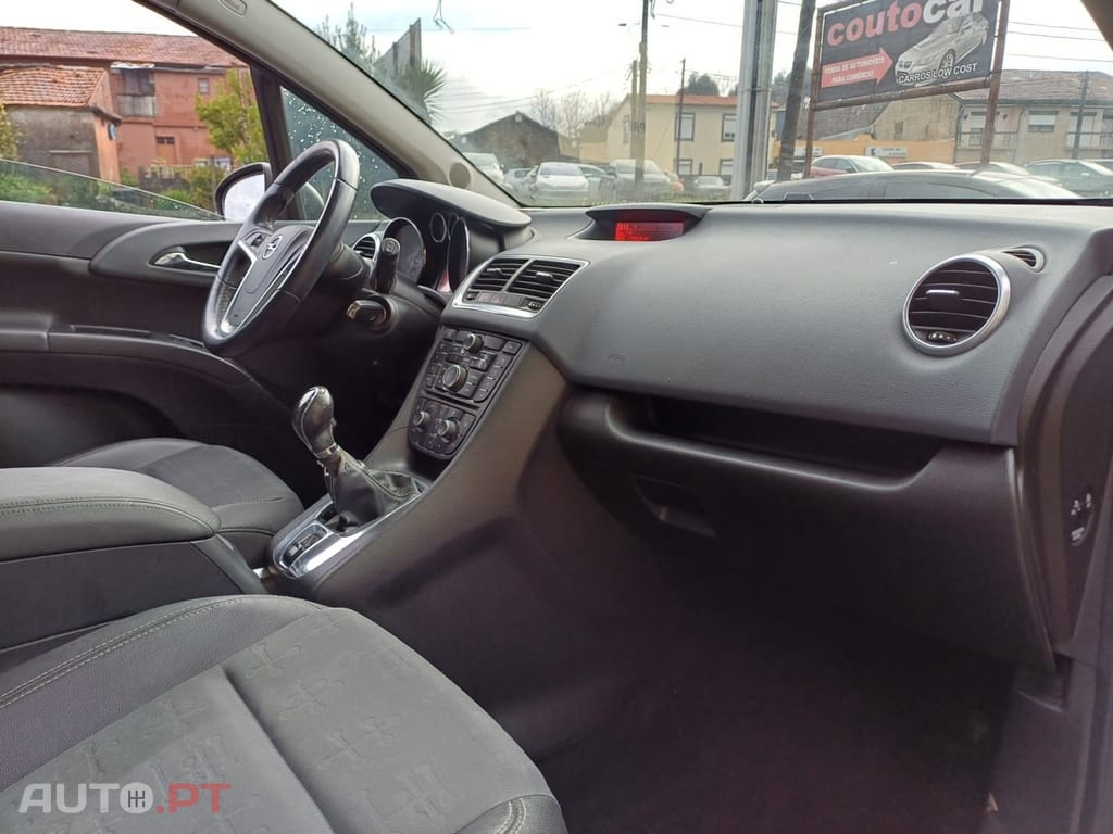 Opel Meriva 1.3 CDTi Cosmo — fotografia 3