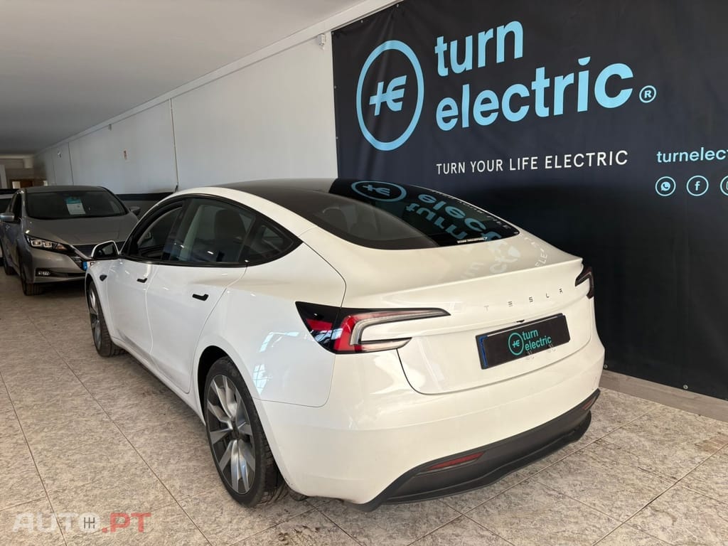 Tesla Model 3 Tração Traseira