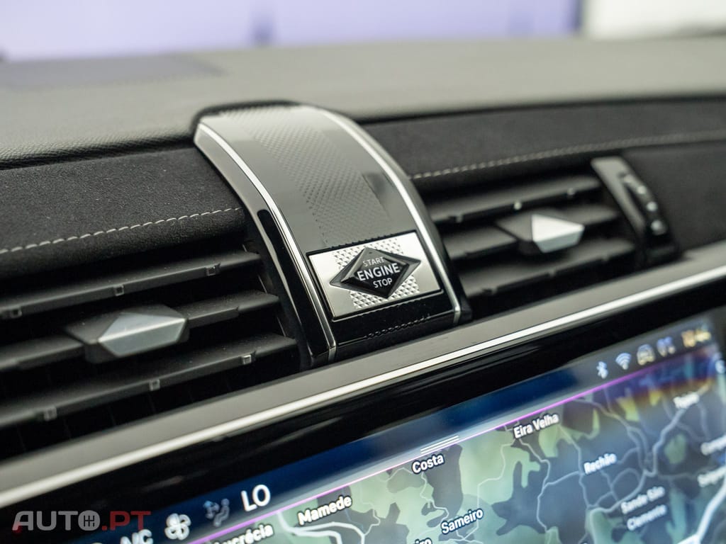 DS DS7 Crossback E-Tense Performance Line EAT8