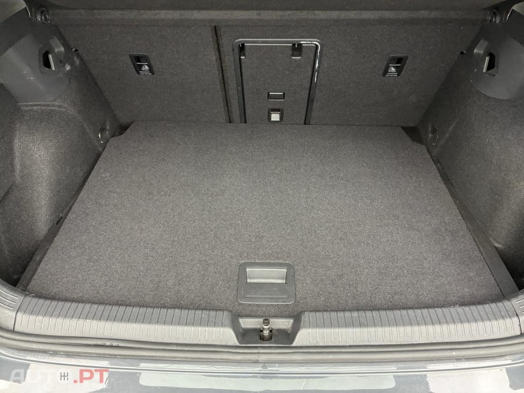 Volkswagen Golf 1.0 e-TSI OPF Life Business DSG7