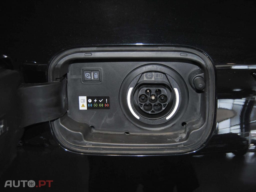 DS DS7 E-Tense Performance Line EAT8