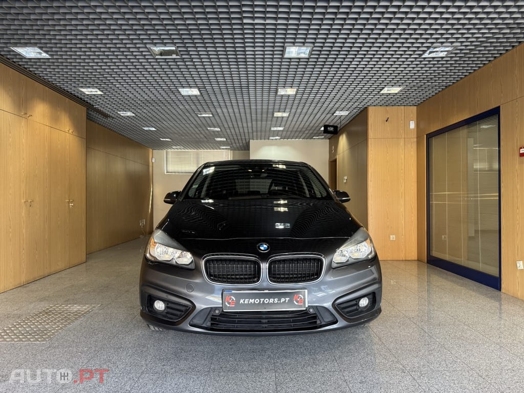BMW 216 d Line Luxury Auto