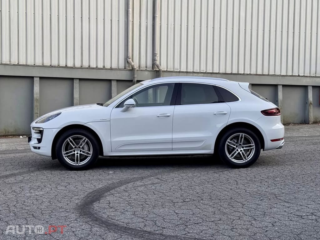 Porsche Macan S