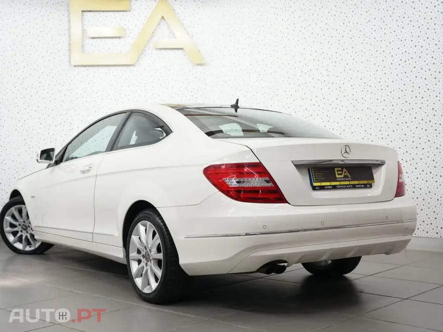 Mercedes-Benz C 180 BlueEFFICIENCY 7G-TRONIC