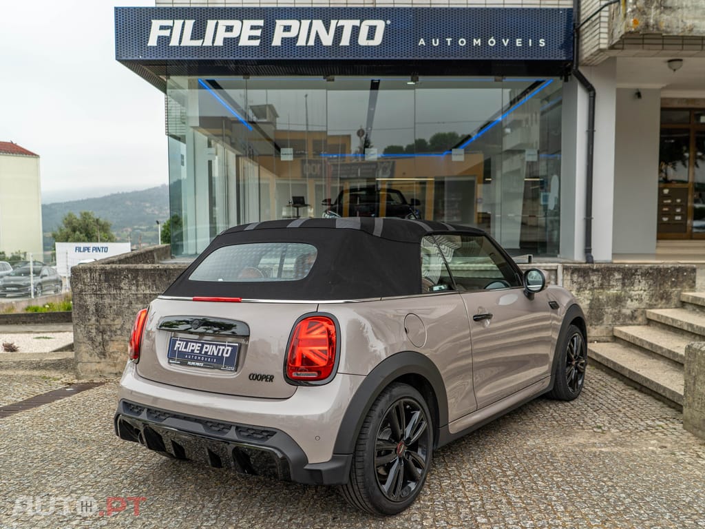 MINI Cabrio Cooper Premium Extra JCW Auto