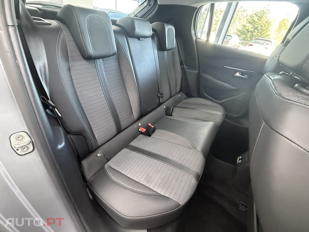 Peugeot 208 1.2 PureTech Allure Pack