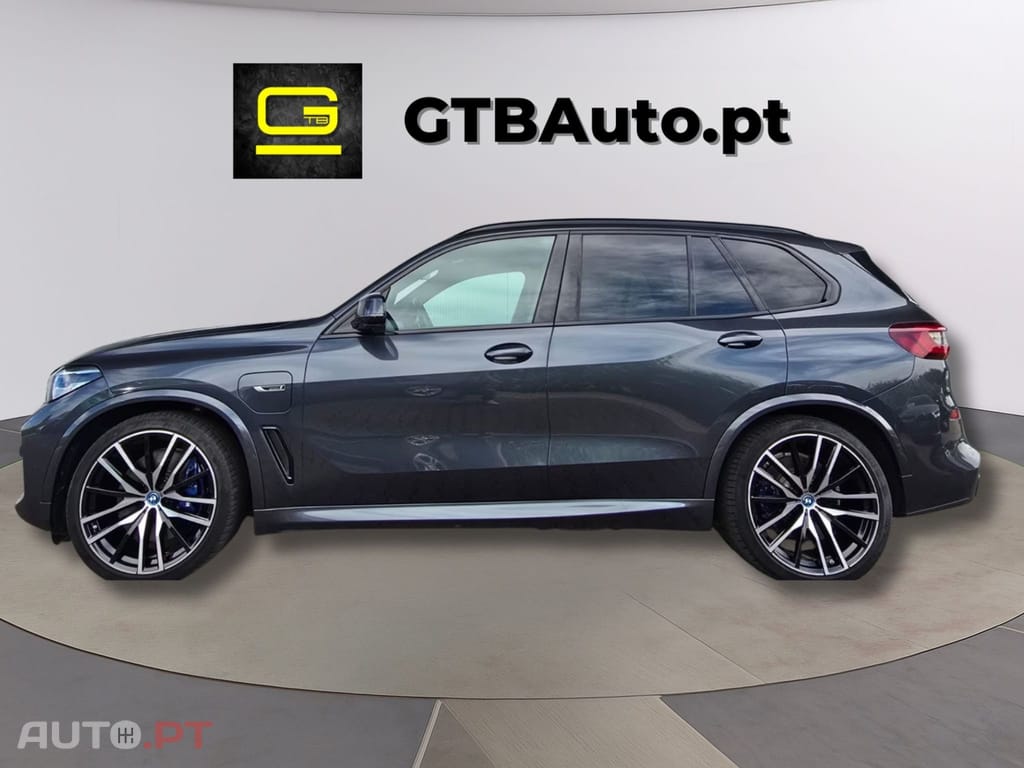 BMW X5 xDrive45e M Sport I.V.A DEDUTIVEL