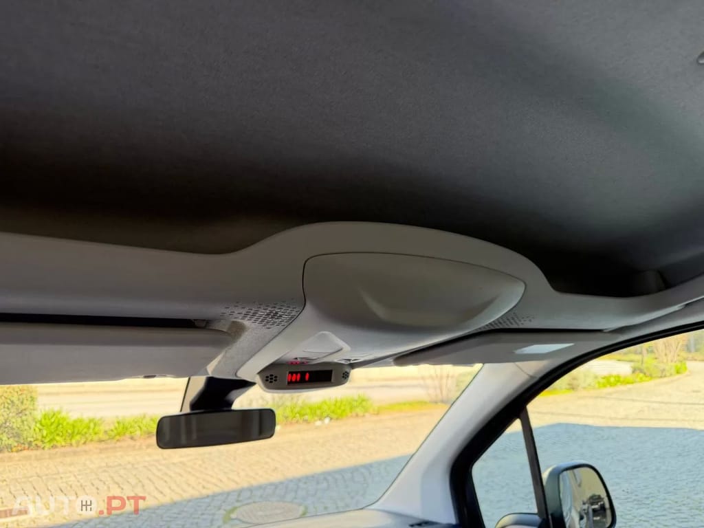 Peugeot Rifter 1.2 PureTech Active