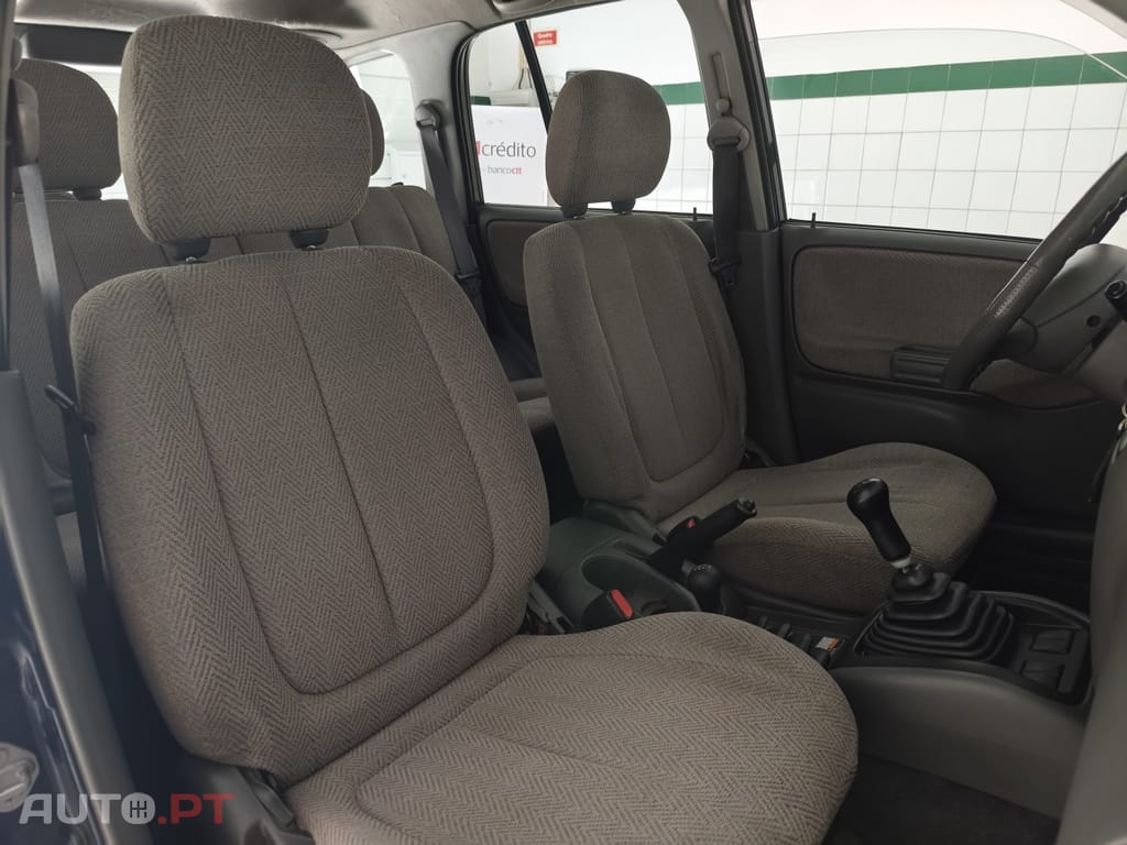 Suzuki Grand Vitara Metal Top 2.0 TDi