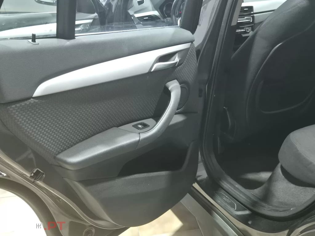 BMW X1 25 e xDrive Line Sport