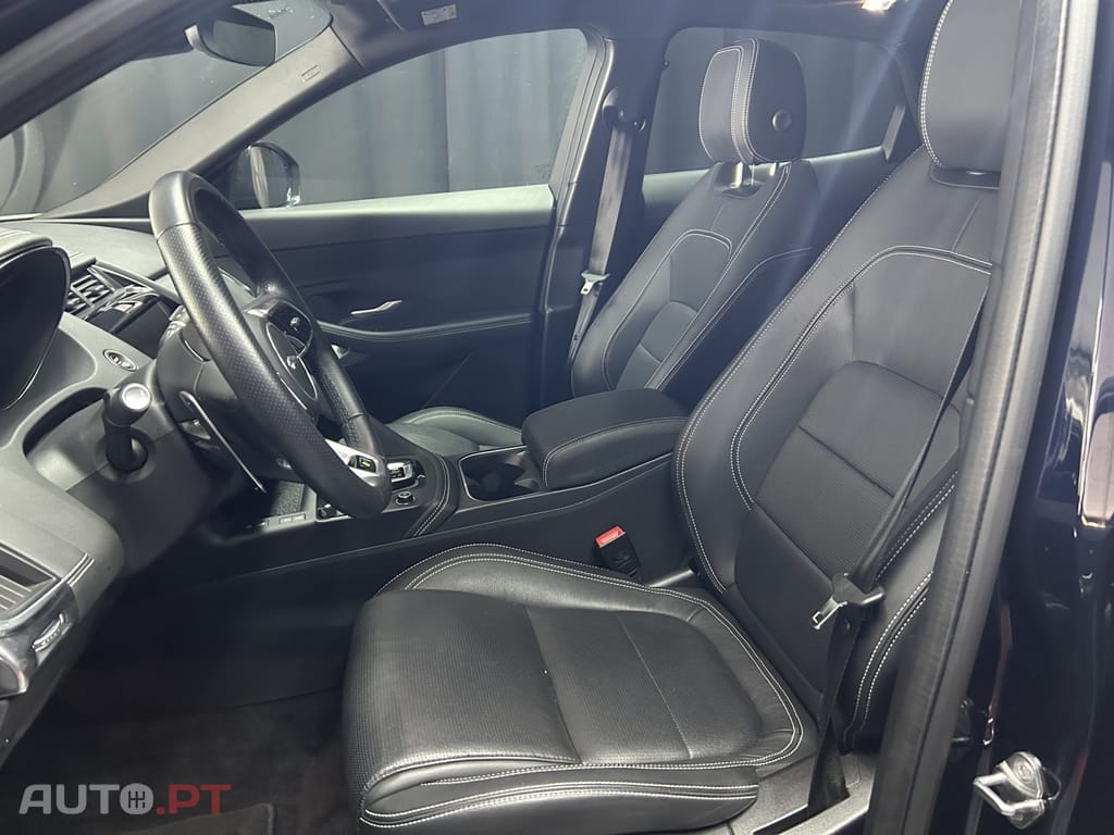 Jaguar E-Pace 1.5 P300e R-Dynamic HSE AWD Aut.