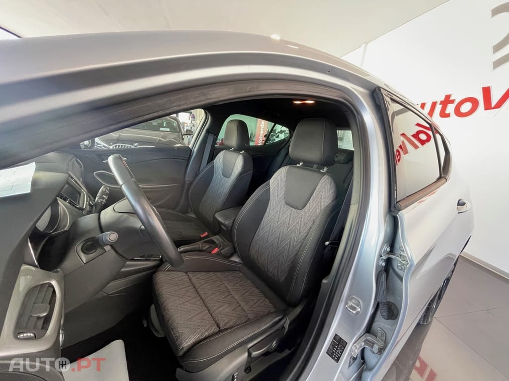 Opel Astra 1.2 Turbo S&S 2020