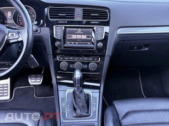 Volkswagen Golf 2.0 TDi Highline DSG