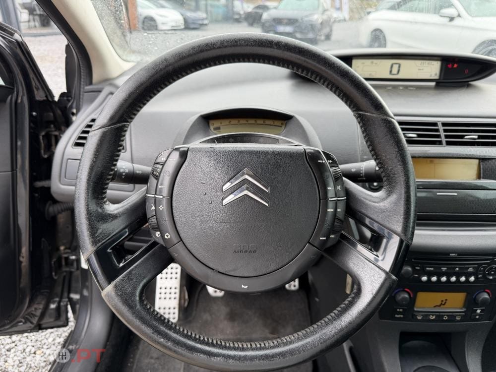 Citroen C4 Coupé 1.4 16V VTR Pack