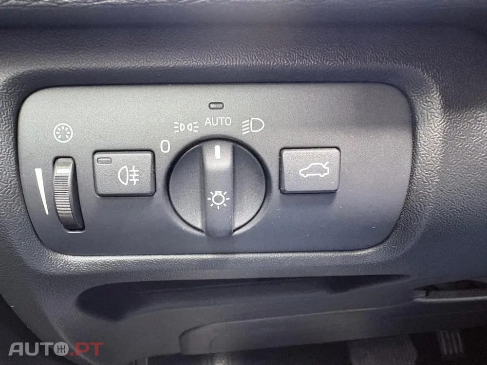 Volvo V40 1.5 T3 Sport Edition Plus Geartronic