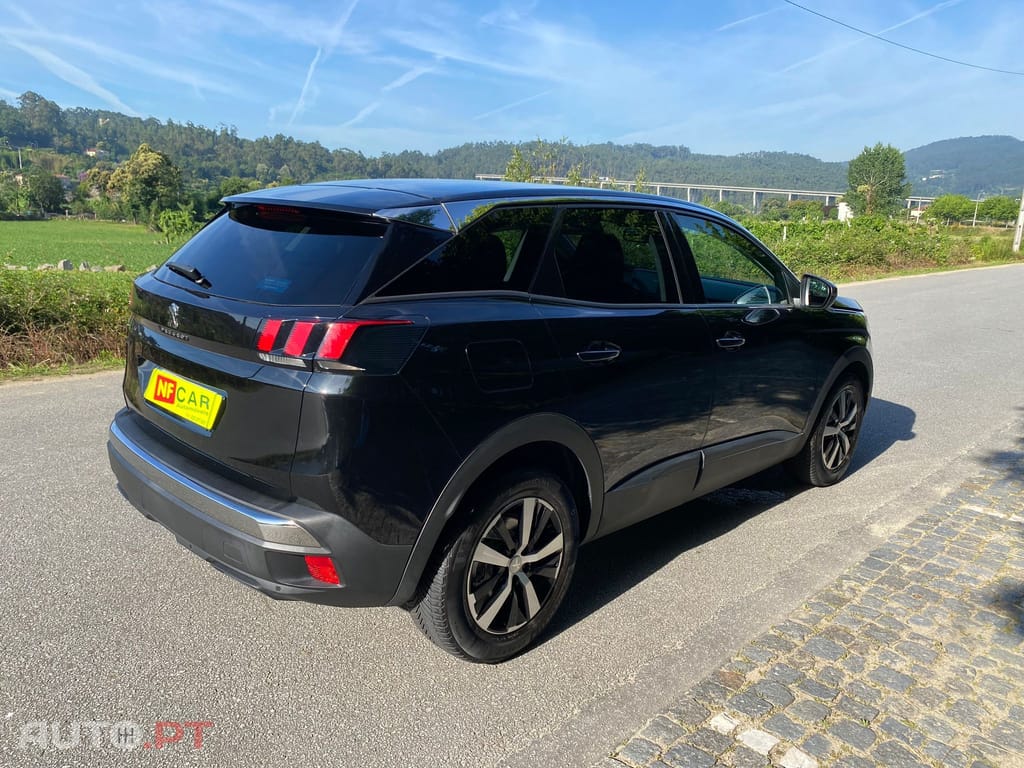 Peugeot 3008 1.5 HDI ALLURE