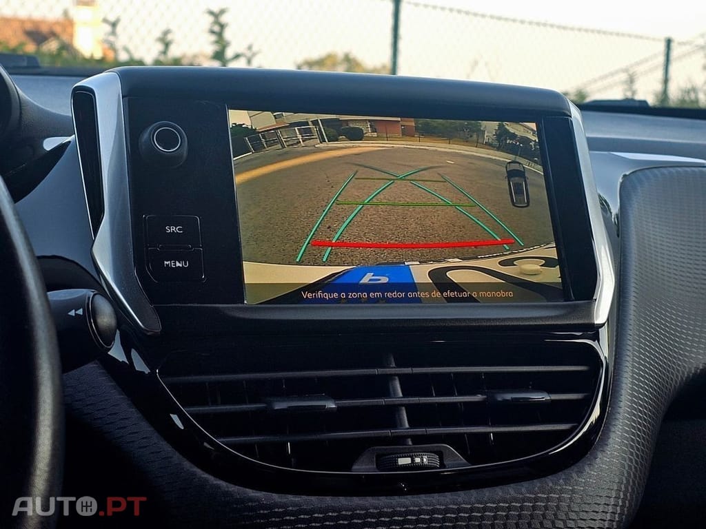Peugeot 2008 1.2 PureTech Allure EAT6