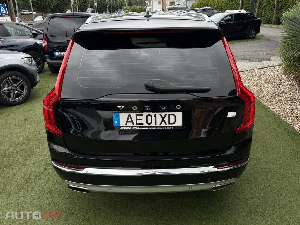 Volvo XC90 2.0 T8 PHEV Inscription Expression AWD