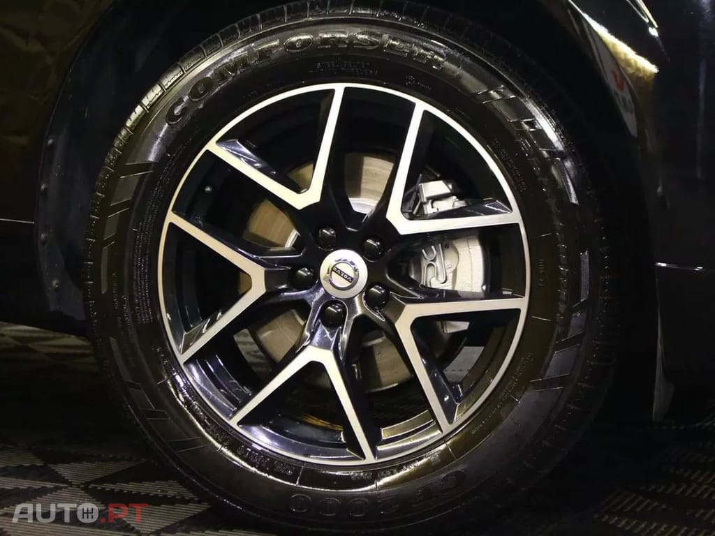 Volvo XC60 D4 Geartronic Momentum
